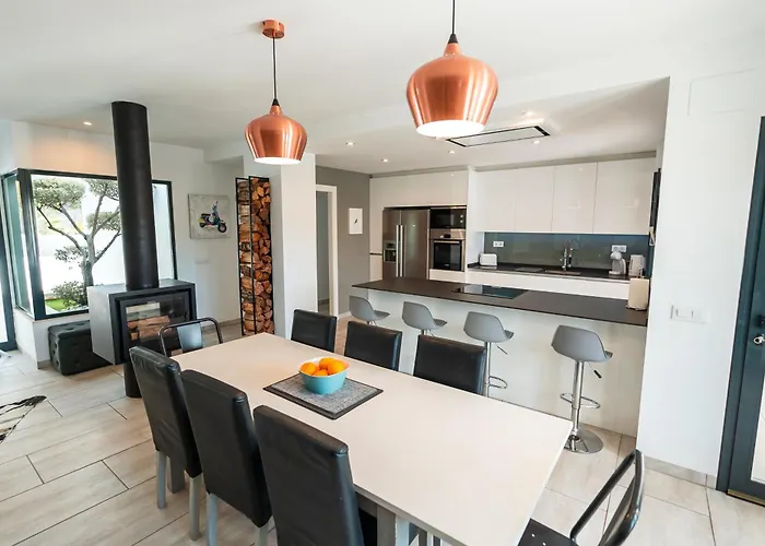 Casa Eivissa - Stunning Modern In Villa