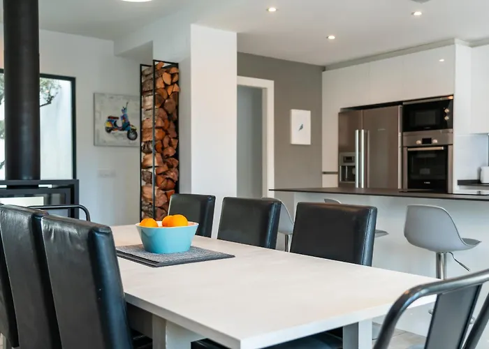 Casa Eivissa - Stunning Modern In