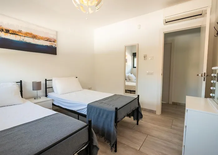 Casa Eivissa - Stunning Modern In Willa *