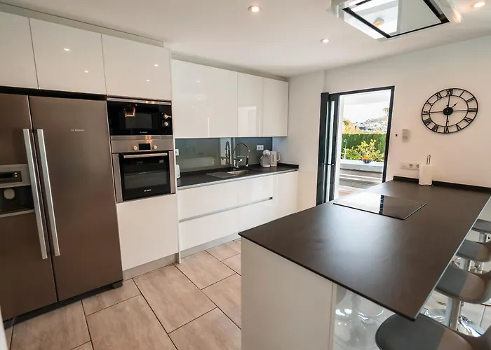 Casa Eivissa - Stunning Modern In Willa *